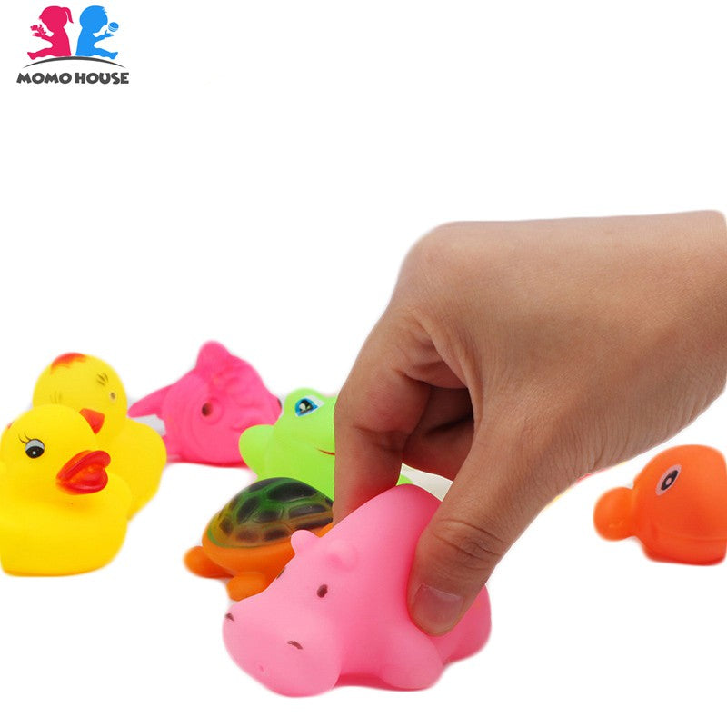 Cute Animal Bath Mini Toys 12pcs (Random Pick)